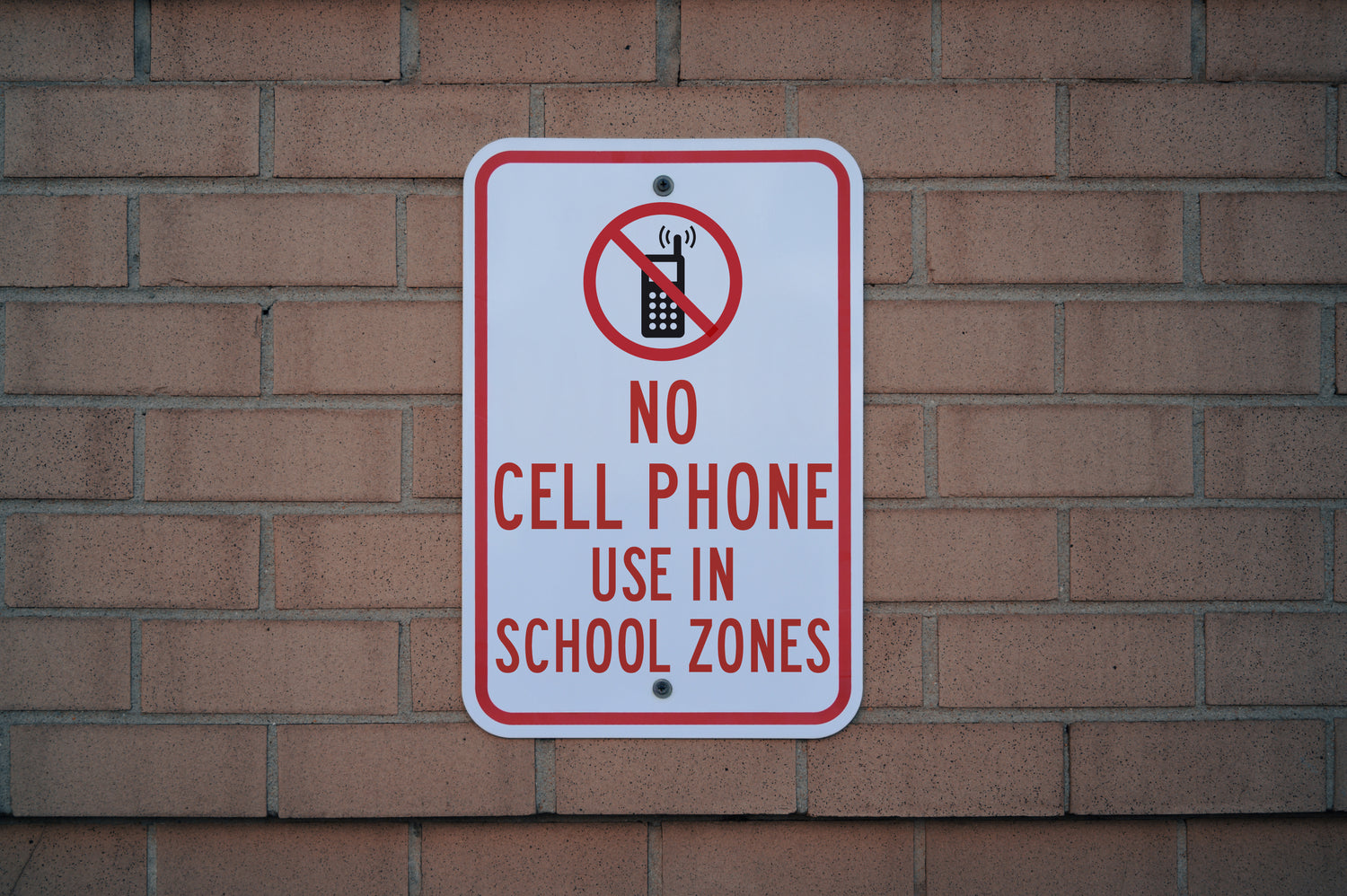 12x18 inch 'No Cell Phone Use' sign with high-visibility prismatic material